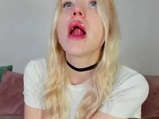 Camsoda Adult Webcam of willapurr