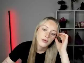 Camsoda Live Sex of evelynblond