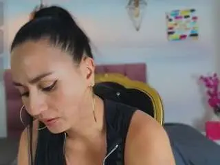 Camsoda Live Sex Cam of valentinajaramilloo