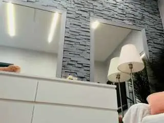 Camsoda Live Sex of reina-cummingss