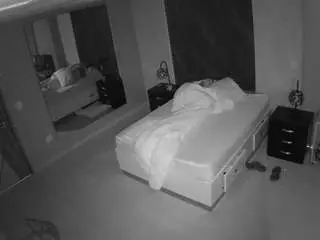 Camsoda Live Sex Cam of voyeurcam-casa-salsa-bedroom-4