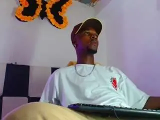 Camsoda Adult Video Chat of aroncollins
