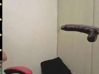 Camsoda Free Porn Cam of valeryadams01