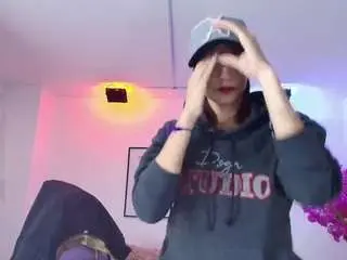 Camsoda Live Porn of tamaragrays