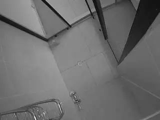 Camsoda Sex Cam of voyeurcam-jb-shower-2