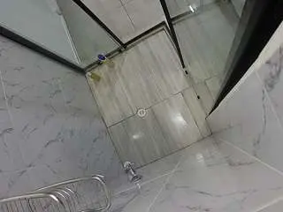 Camsoda Adult Webcam of voyeurcam-jb-shower-2