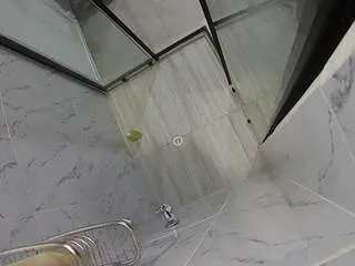 Camsoda Free Live Porn of voyeurcam-jb-shower-2