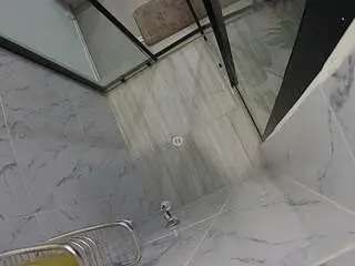 Camsoda Sex Cam of voyeurcam-jb-shower-2