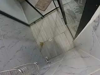 Camsoda Sex Cam of voyeurcam-jb-shower-2