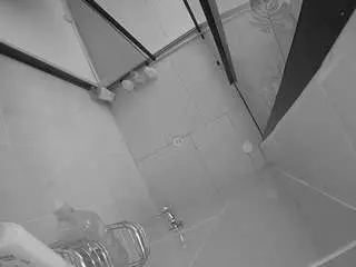 Camsoda Free Porn Cam of voyeurcam-jb-shower-2