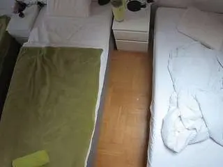 Camsoda Adult Webcam of voyeurcam-julmodels-bed-5