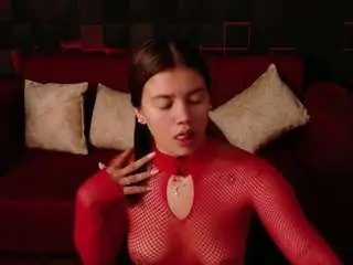 Camsoda Nude Webcam of gissel-angel