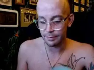 Camsoda Free Porn Cam of drew181818