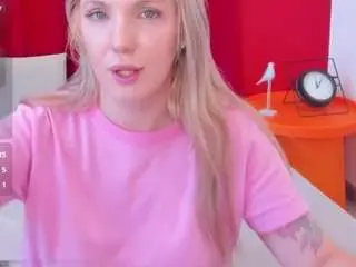 Camsoda Private Sex Chat of fluffymonica