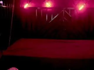 Camsoda Sex Cam of dramaquenn