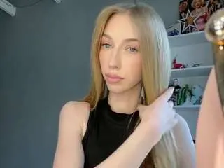 Camsoda Sex Chat of laraethurrell