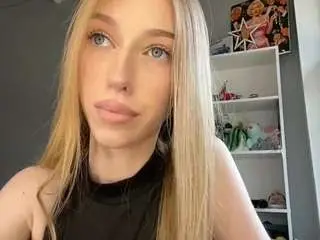 Camsoda Private Sex Chat of laraethurrell