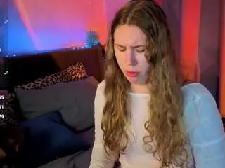 Camsoda Live Sex Cam of elsiee-cuttiess