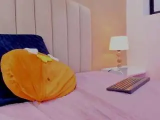 Camsoda Adult Webcam of mia-thompson-1