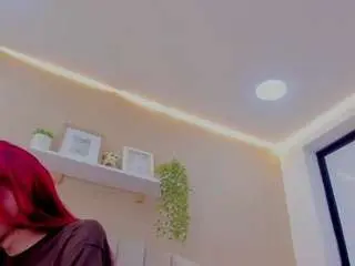 Camsoda Sex Chat of mia-thompson-1