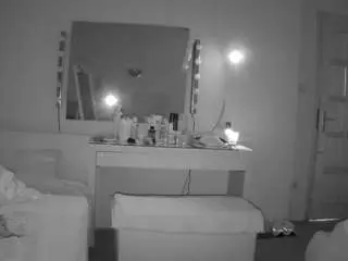 Camsoda Sex Cam of voyeurcam-julmodels-living-6