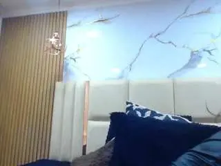 Camsoda Nude Webcam of naughtykittenm