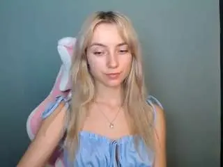 Camsoda Free Porn Cam of lucialittle