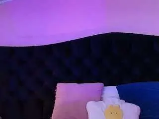 Camsoda Watch Live Sex Cams of julieta-cortes