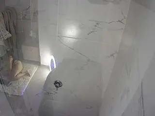Camsoda Sex Chat of voyeurcam-casa-salsa-bathroom-11