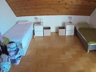 Camsoda Adult Webcams of voyeurcam-julmodels-greybed-3