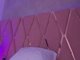 Camsoda Free Porn Cam of emilyblack1
