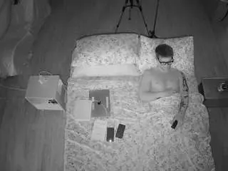 Camsoda Adult Webcam of voyeurcam-celticiron-01