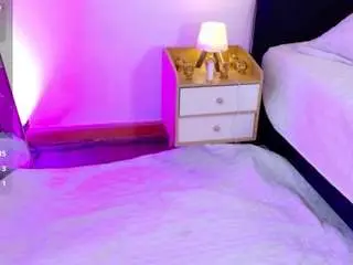 Camsoda Adult Webcam of hornybarelylegalgirl