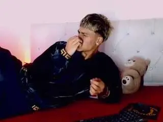 Camsoda Live Sex Cam of angel-foxxx