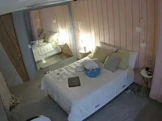 Camsoda Live Porn of voyeurcam-casa-salsa-bedroom-2