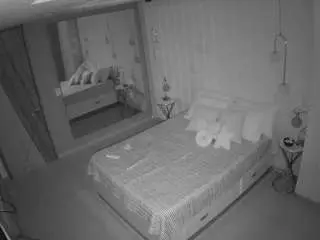 Camsoda Private Sex Chat of voyeurcam-casa-salsa-bedroom-2