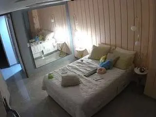 Camsoda Adult Webcams of voyeurcam-casa-salsa-bedroom-2