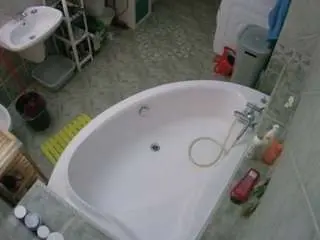 Camsoda Live Sex of voyeurcam-julmodels-bath-1st-1