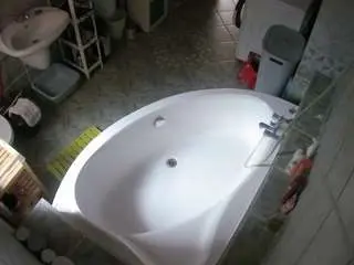 Camsoda Live Porn of voyeurcam-julmodels-bath-1st-1