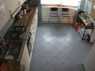 Camsoda Best Webcam of voyeurcam-julmodels-kitchen-2