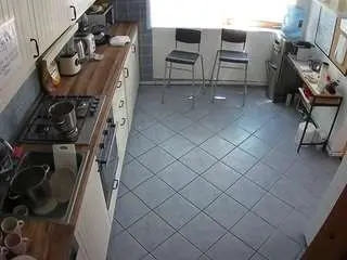 Camsoda Live Sex Cam of voyeurcam-julmodels-kitchen-2