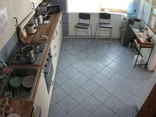 Camsoda Best Webcam of voyeurcam-julmodels-kitchen-2