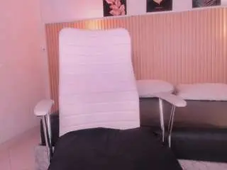 Camsoda Sex Chat of cloe-adams