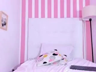 Camsoda Watch Live Sex Cams of alinasimmons