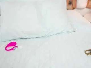 Camsoda Sex Cam of beautifulskinny18