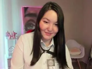 Camsoda Free Porn Cam of camilamartiezzz