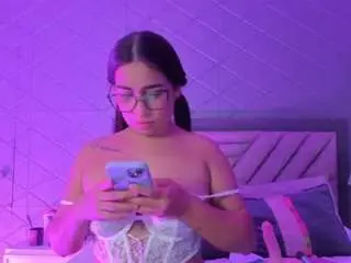 Camsoda Free Porn Cam of sussyfox