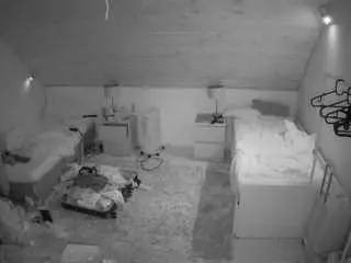 Camsoda Adult Video Chat of voyeurcam-julmodels-whitebed-3