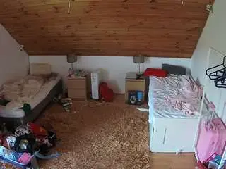 Camsoda Best live sex cam show of voyeurcam-julmodels-whitebed-3
