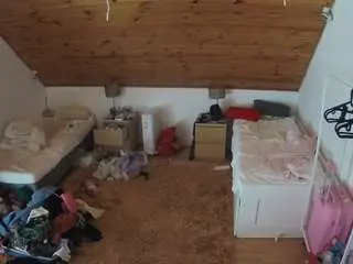 Camsoda Sex Cam of voyeurcam-julmodels-whitebed-3